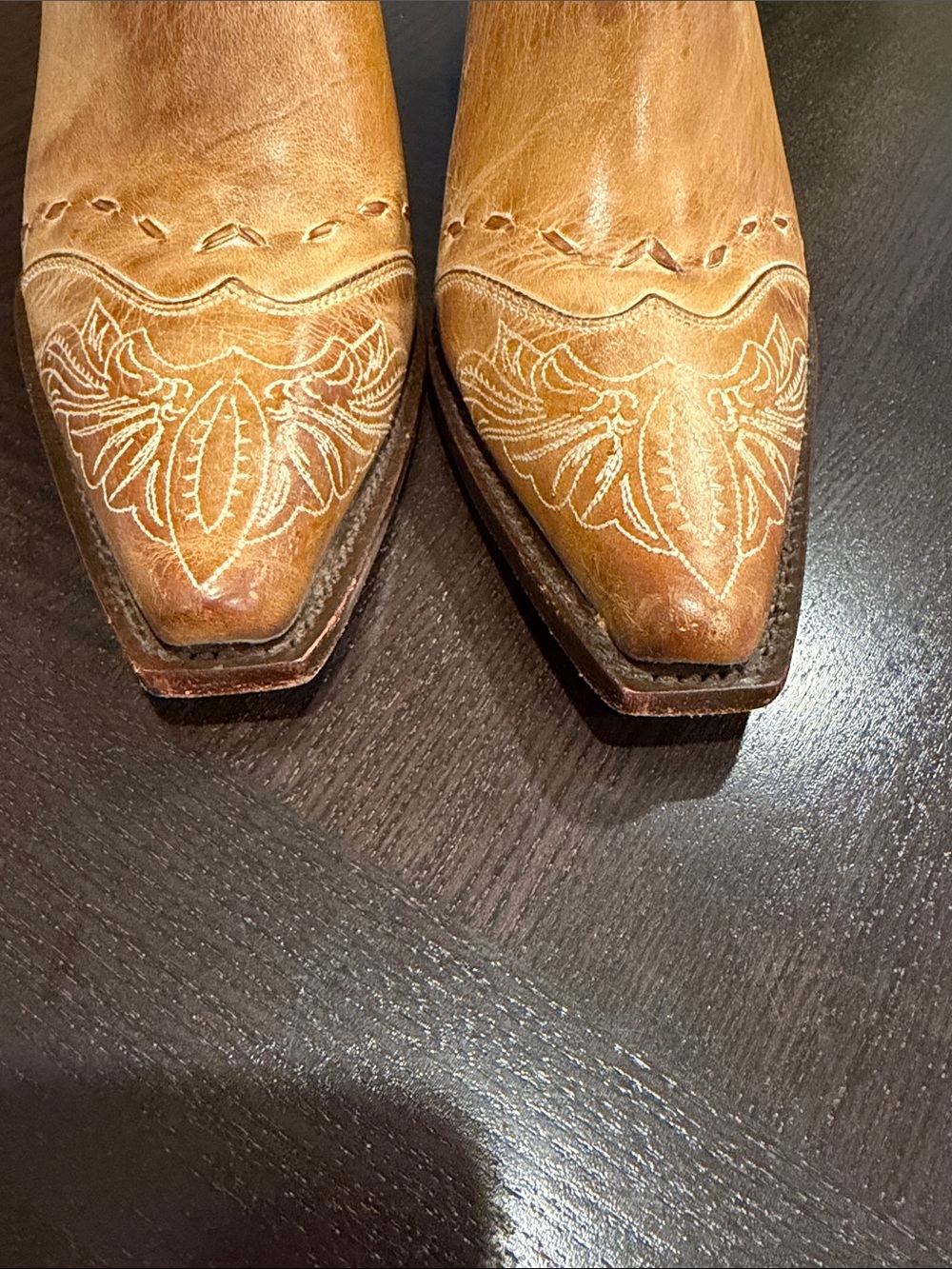 Charlie 1 HORSE Western-Style Leather Mules in Tan with Embroidered Detail - Picture 4 of 9